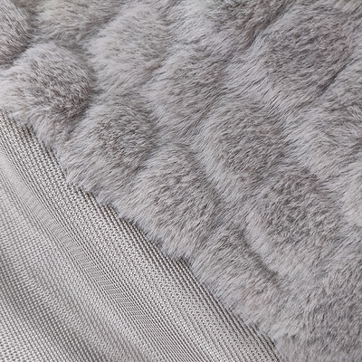 Vải lông thú giả 100% Polyester Lông cừu 340 Gsm Màu trơn Màu lông thỏ