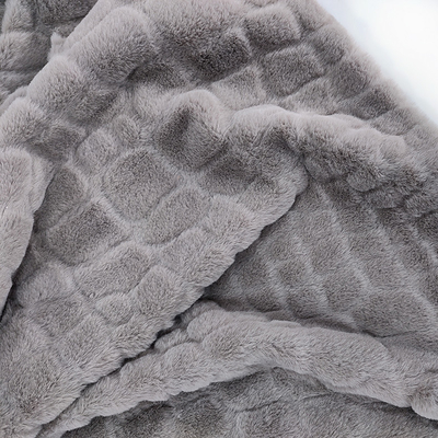 Vải lông thú giả 100% Polyester Lông cừu 340 Gsm Màu trơn Màu lông thỏ