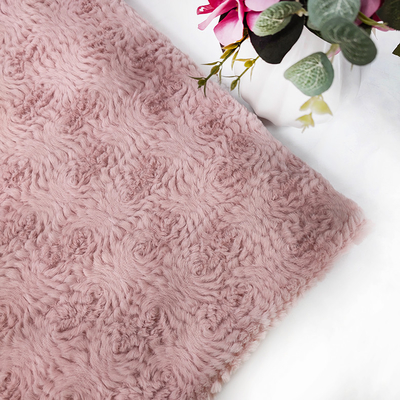 Vải lông thú giả Polyester màu hồng dệt kim 58/60 '' cho quần áo thỏ hoa
