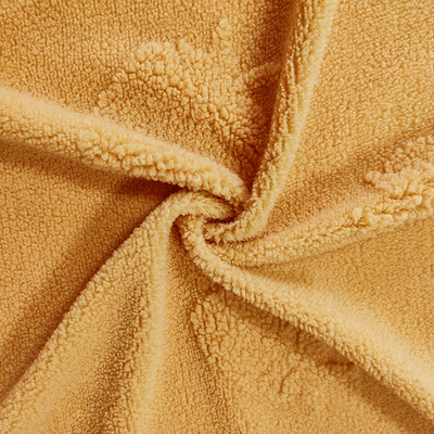 Sợi dọc dệt kim Sherpa Vải nỉ 100% Polyester màu vàng Jacquard cho ngành may mặc