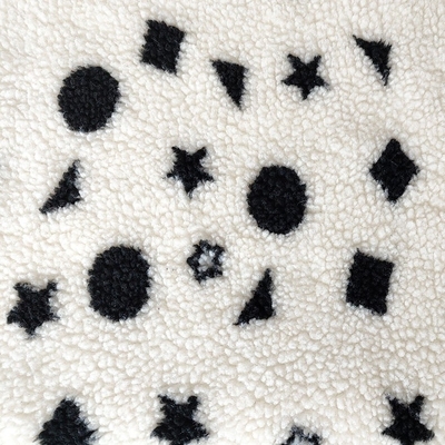 Vải lông cừu Sherpa màu đen và trắng Sợi Jacquard nhuộm cho gối lót sàn Backoack