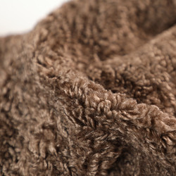 Màu rắn Faux Sherpa Fleece Vải Gấu bông 300gsm Áo khoác ngoài trời ấm áp