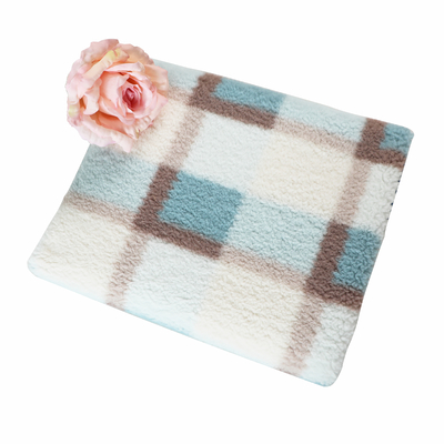 Áo khoác ấm mùa đông Bộ trải giường Vải Sherpa màu xanh lá cây 300gsm 150D